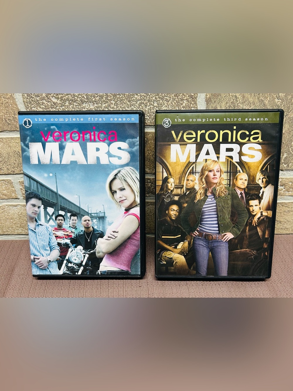 Veronica Mars: The Complete First
Season 1 & 3 DVD